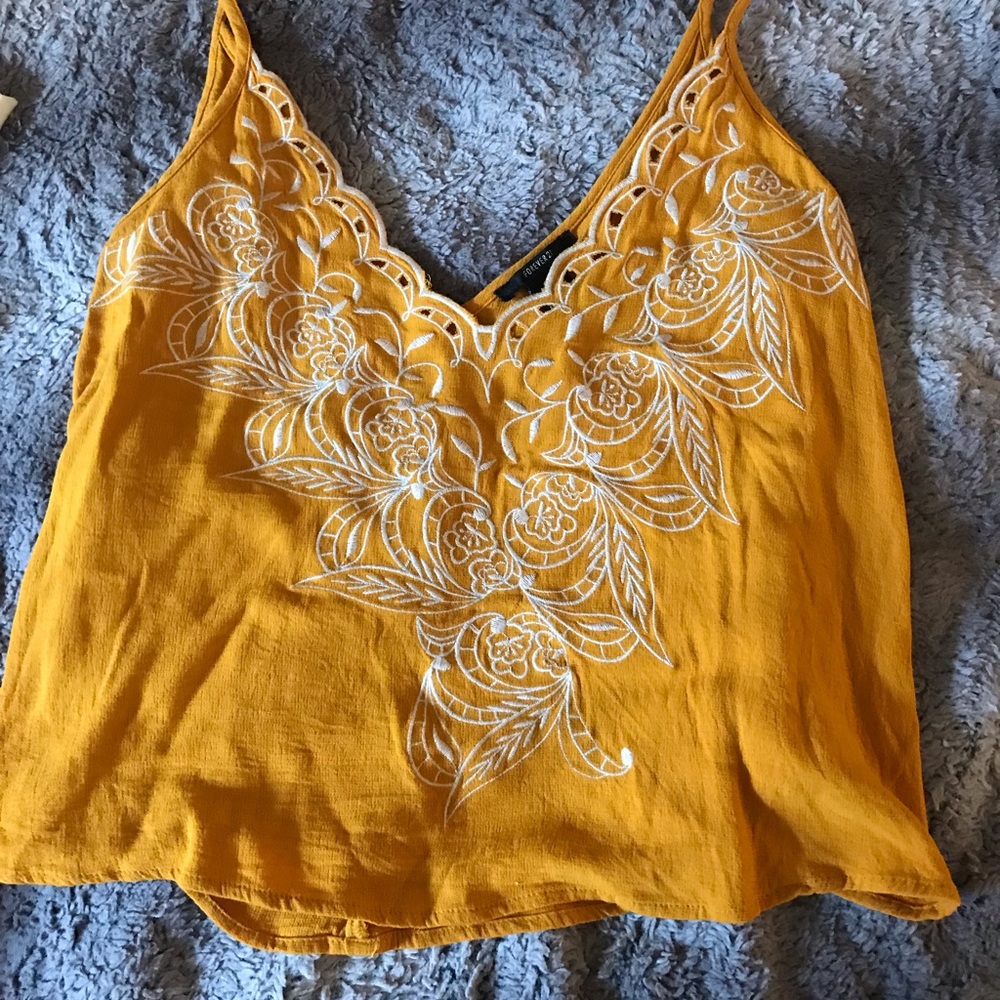 Tank never worn - Picture 2 of 2